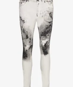 RH45 (white/black Avanti Jean)